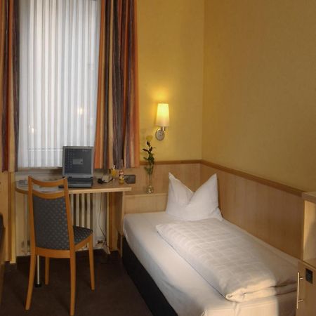 City Partner Hotel Strauss Würzburg Buitenkant foto