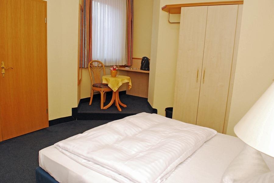 City Partner Hotel Strauss Würzburg Kamer foto